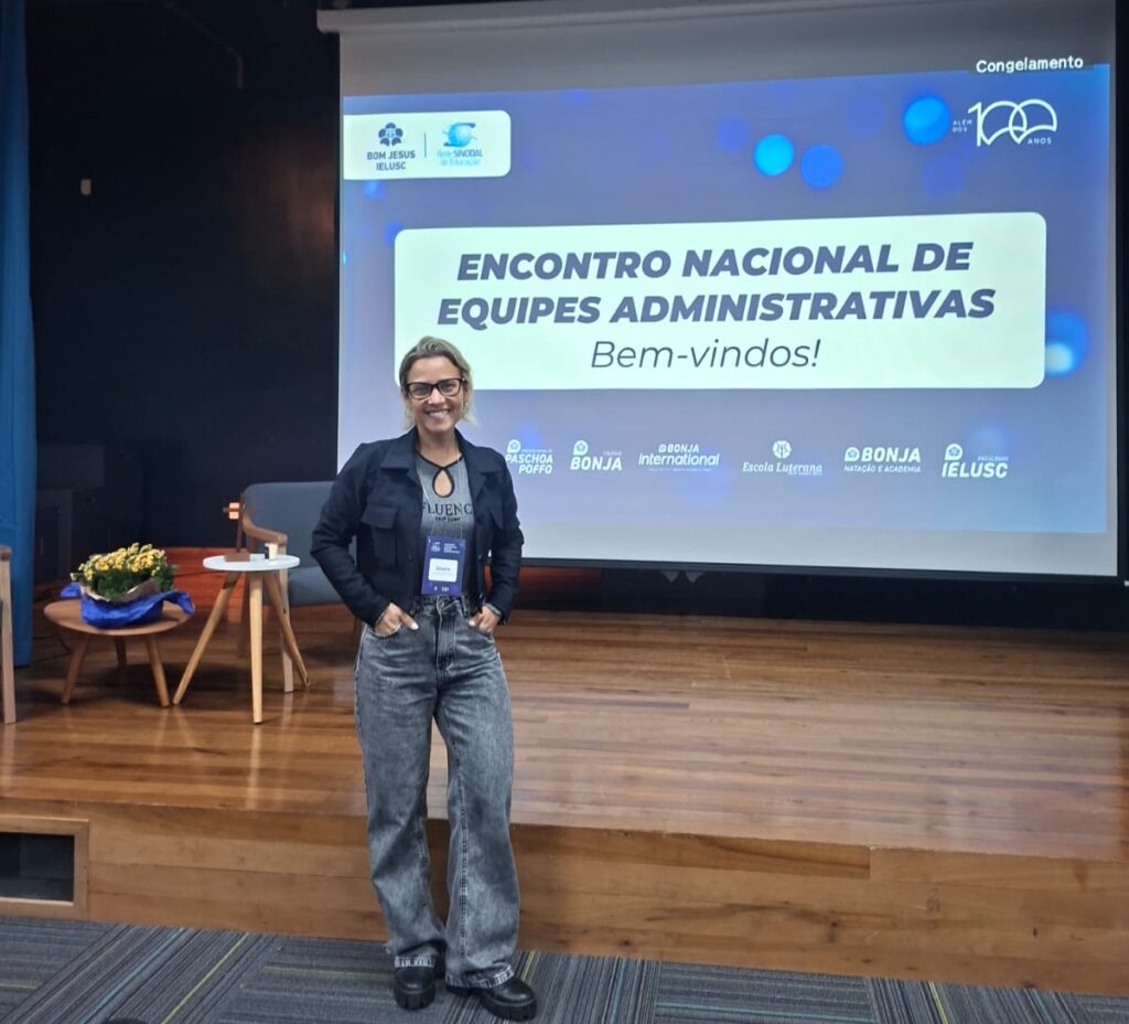 Diretora de Gestão participa de evento que reúne instituições da Rede Sinodal